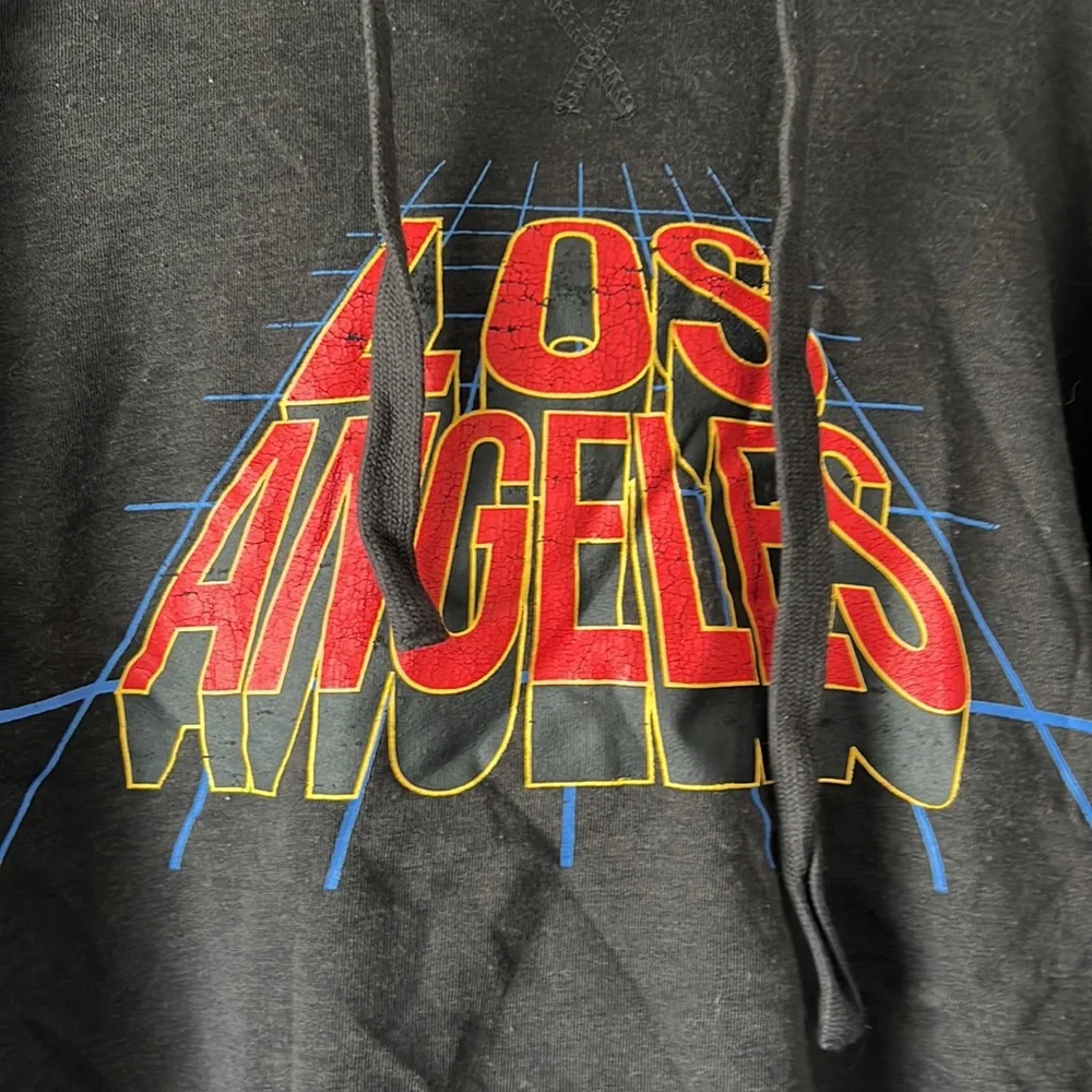 Forever 21 black‎ Los Angeles raw hem cropped hoodie size small